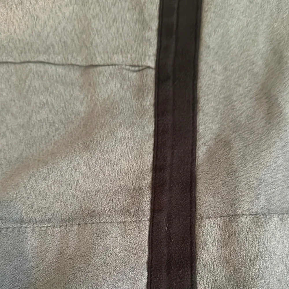 Gray and Black Comforter Set with Minimalist Design
